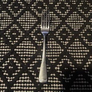 Oneida Profile PLYMOUTH ROCK Stainless Dinner Fork‎